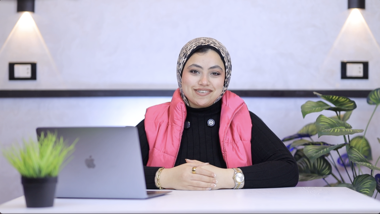 إدارة منصات التواصل